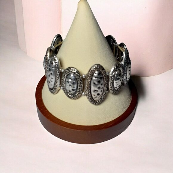 Stretch Bracelet Antiqued Silver Tone Medallion Career - Picture 4 of 9